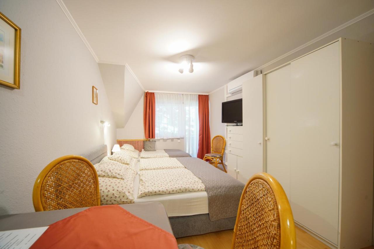 Siesta Vendeghaz Villa Eger Bagian luar foto