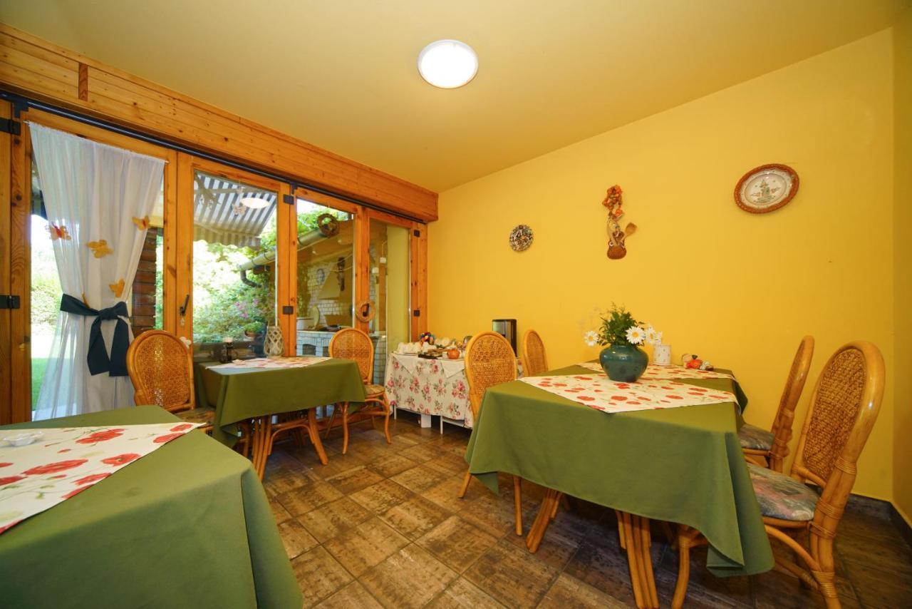 Siesta Vendeghaz Villa Eger Bagian luar foto