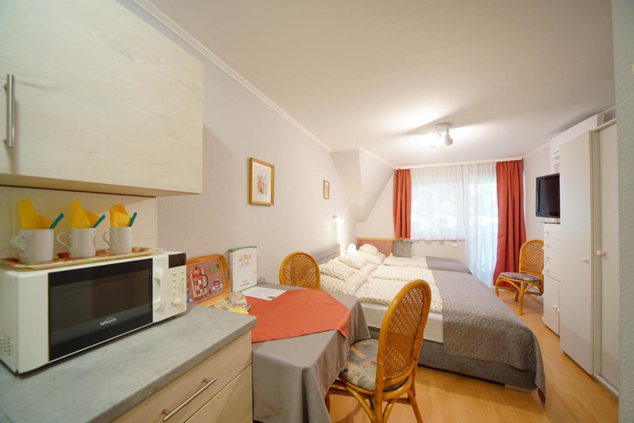 Siesta Vendeghaz Villa Eger Bagian luar foto